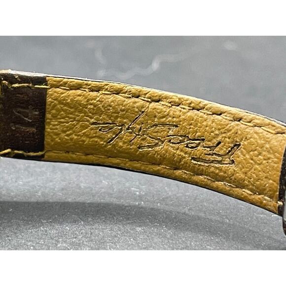 Vtg Freestyle Watch Women Silver Gold Two Tone Brown Leather Band 300 Ft WR main image 12